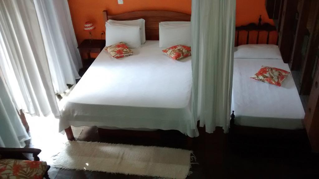 Pousada Arte Colonial - Casarao Historico Do Sec XVIII - Lancha Propria Araquari Szoba fotó