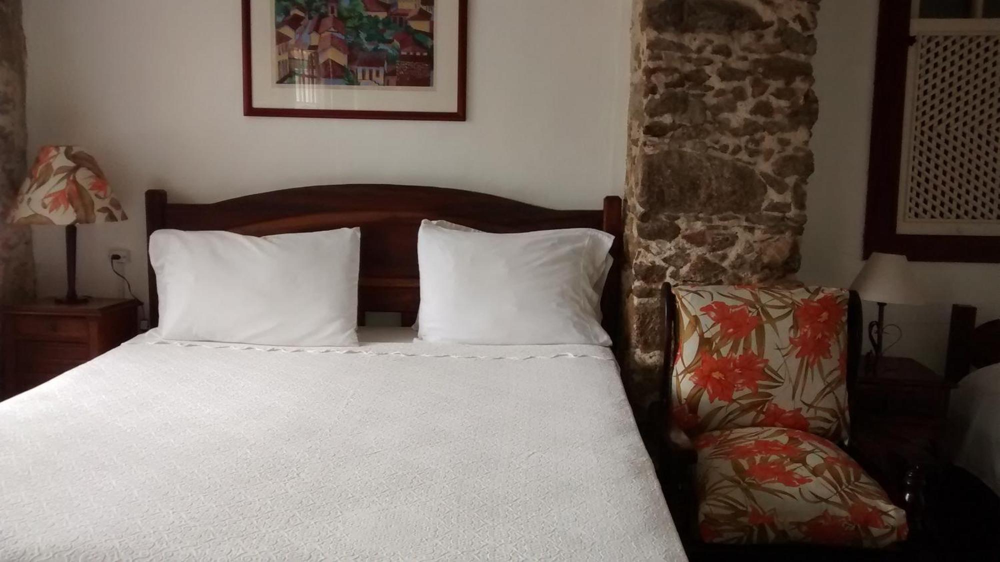 Pousada Arte Colonial - Casarao Historico Do Sec XVIII - Lancha Propria Araquari Szoba fotó